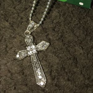 Crystal cross